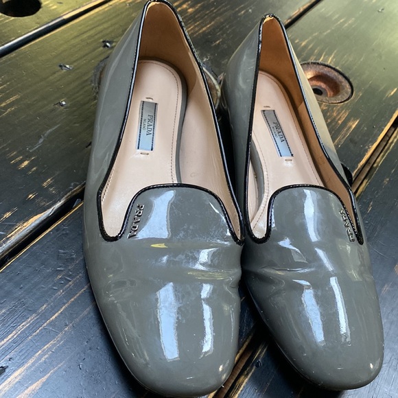 Prada Calzature Donna Flats in Gray & Black - Picture 15 of 15